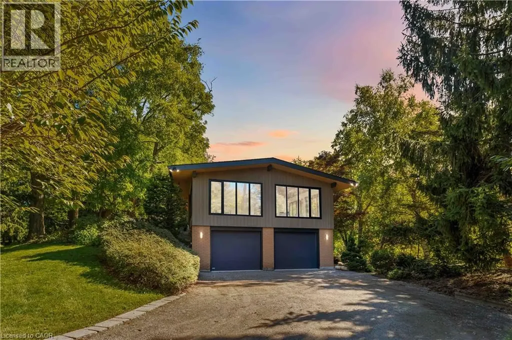 154 Middletown Road Dundas ON L9H 5E1