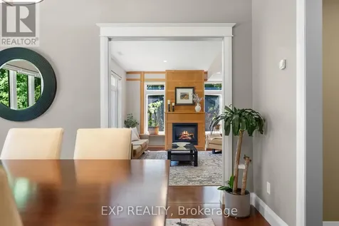 5759 Queenscourt Crescent Ottawa ON K4M 1K3