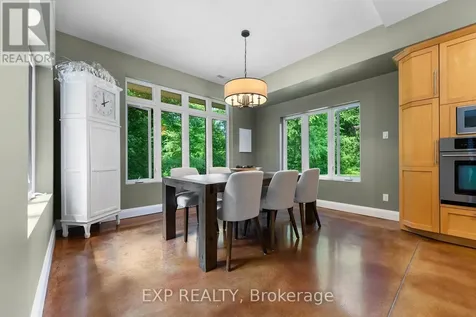 5759 Queenscourt Crescent Ottawa ON K4M 1K3