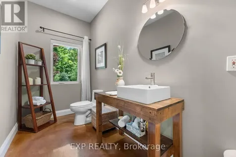 5759 Queenscourt Crescent Ottawa ON K4M 1K3