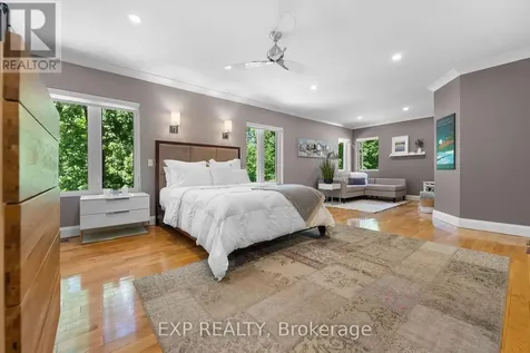 5759 Queenscourt Crescent Ottawa ON K4M 1K3