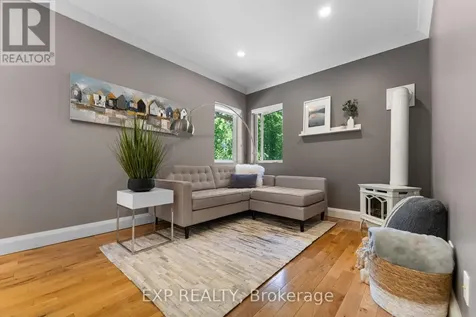 5759 Queenscourt Crescent Ottawa ON K4M 1K3