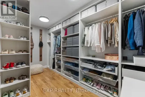 5759 Queenscourt Crescent Ottawa ON K4M 1K3