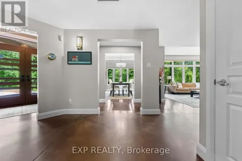 5759 Queenscourt Crescent Ottawa ON K4M 1K3