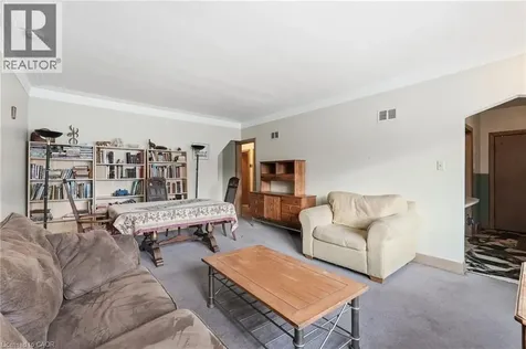 196 Glen Road Hamilton ON L8S 3N4