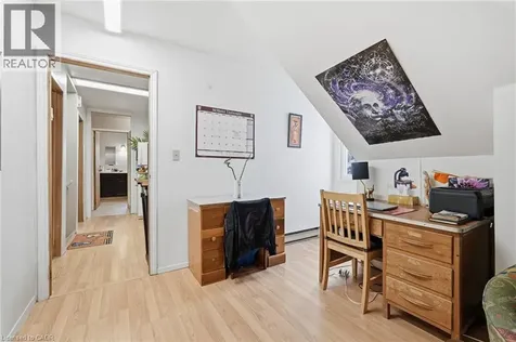 196 Glen Road Hamilton ON L8S 3N4