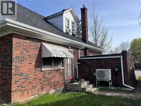 196 Glen Road Hamilton ON L8S 3N4