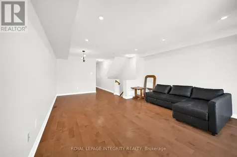 268 Paseo Pvt Private Ottawa ON K2G 4N7