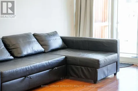 268 Paseo Pvt Private Ottawa ON K2G 4N7