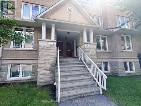 268 Paseo Pvt Private Ottawa ON K2G 4N7