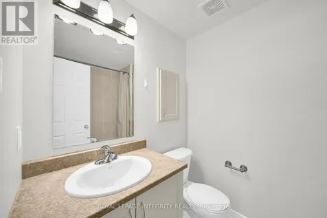 268 Paseo Pvt Private Ottawa ON K2G 4N7