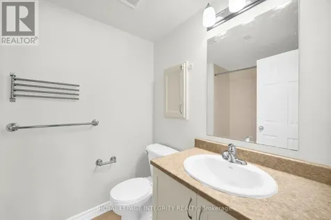 268 Paseo Pvt Private Ottawa ON K2G 4N7