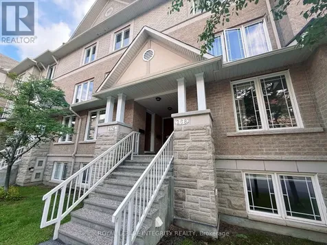 268 Paseo Pvt Private Ottawa ON K2G 4N7