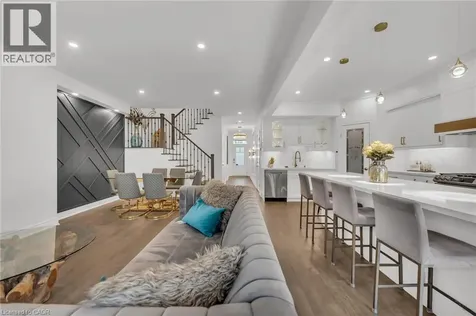 122 Shoreview Place Stoney Creek ON L8E 0J4