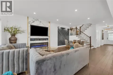 122 Shoreview Place Stoney Creek ON L8E 0J4