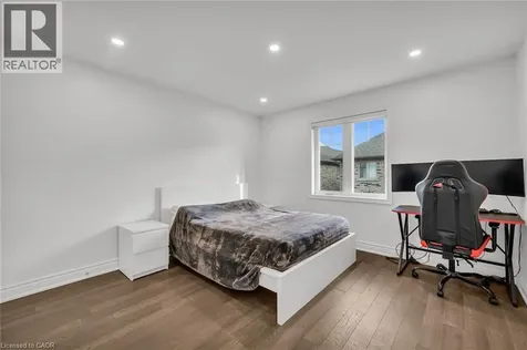 122 Shoreview Place Stoney Creek ON L8E 0J4