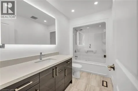 122 Shoreview Place Stoney Creek ON L8E 0J4