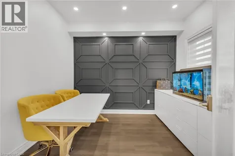 122 Shoreview Place Stoney Creek ON L8E 0J4