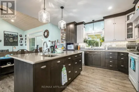 100 Summers Road Rideau Lakes ON K0G 1E0