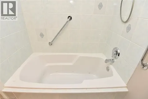 157 Silverbirch Boulevard Hamilton ON L0R 1W0
