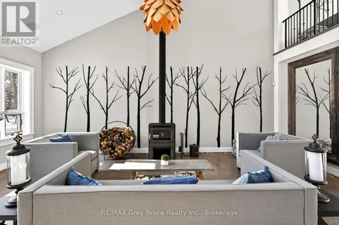 3476 Garden Of Eden Road Clearview ON L0M 1G0