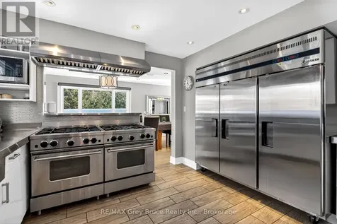 3476 Garden Of Eden Road Clearview ON L0M 1G0
