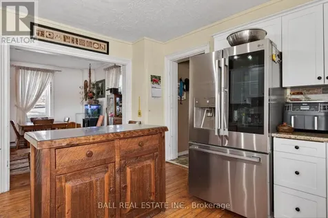 1132 Tara Road Selwyn ON K9J 6X2