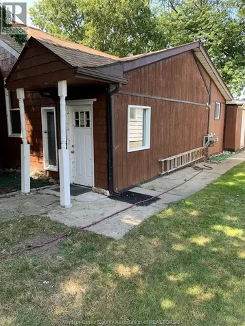 13648 Riverside Drive East Tecumseh ON N8N 2M8
