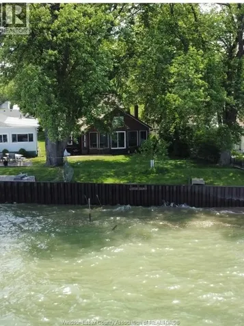 13648 Riverside Drive East Tecumseh ON N8N 2M8
