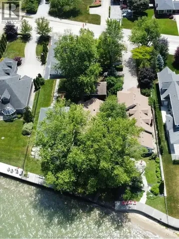 13648 Riverside Drive East Tecumseh ON N8N 2M8