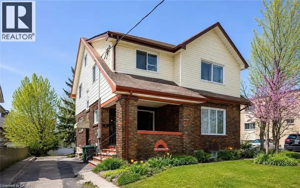 125 Margaret Avenue Kitchener ON N2H 4H7