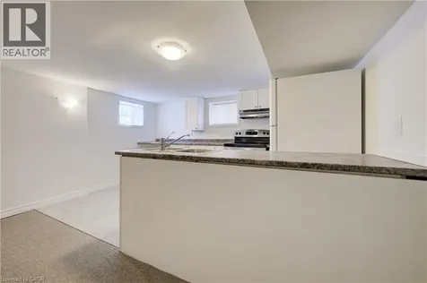 125 Margaret Avenue Kitchener ON N2H 4H7