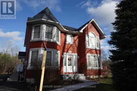 2135 Pitt Street Cornwall ON K6K 1A1