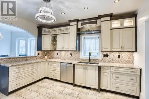 27 Allan Street Carleton Place ON K7C 1T1