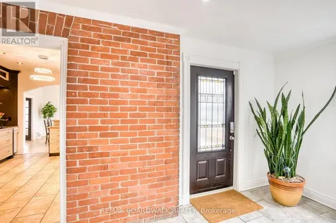 27 Allan Street Carleton Place ON K7C 1T1