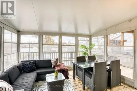 27 Allan Street Carleton Place ON K7C 1T1