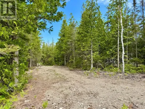 104 Little Pine Drive Northern Bruce Peninsula ON N0H 1W0