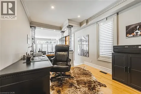 712 Highvalley Road Ancaster ON L9R 4E9