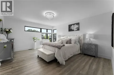 14 Willowbrook Drive Welland ON L3C 0G1