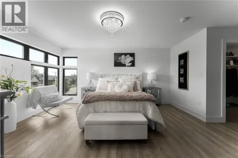 14 Willowbrook Drive Welland ON L3C 0G1