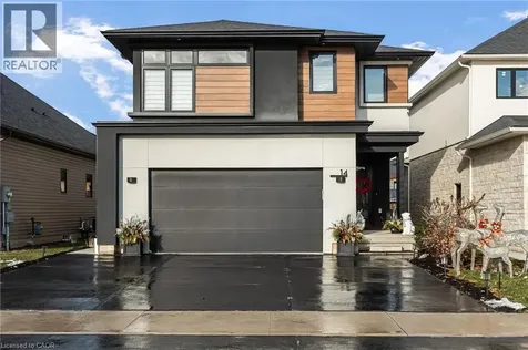 14 Willowbrook Drive Welland ON L3C 0G1