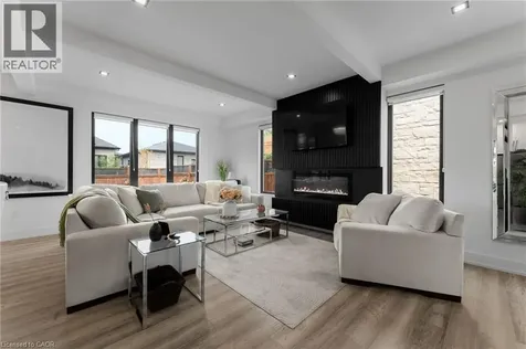 14 Willowbrook Drive Welland ON L3C 0G1