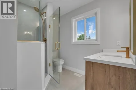 382 Southcote Road Ancaster ON L9G 2W3