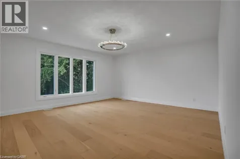 382 Southcote Road Ancaster ON L9G 2W3