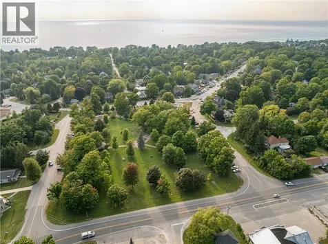 10 Hamilton Street Bayfield ON N0M 1G0