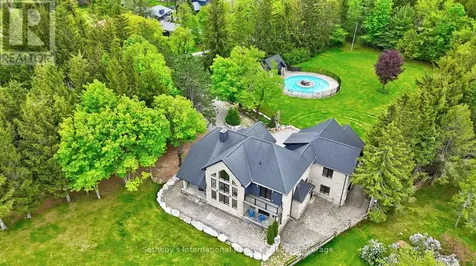 107 Maple Lane Blue Mountains ON N0H 2E0