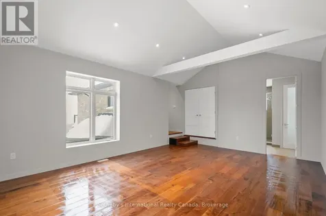 107 Maple Lane Blue Mountains ON N0H 2E0