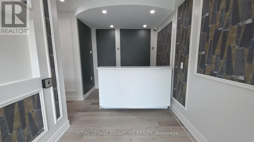 431 Dougall Avenue Caledon ON L7C 4L5