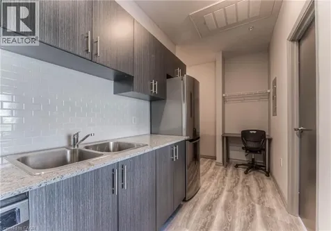 275 Larch Street Waterloo ON N2L 3R2