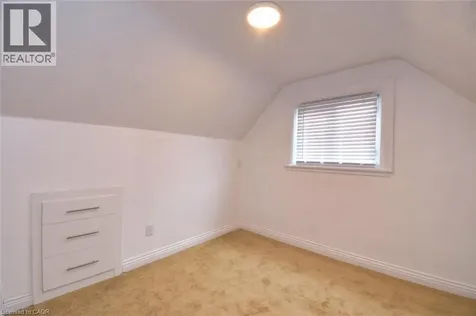 215 Walter Avenue South Hamilton ON L8K 3L3